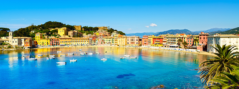 Kustbyn Sestri Levante i Ligurien, Italien.